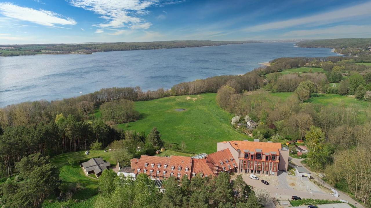Bornmuehle Hotel Groß Nemerow Exterior foto